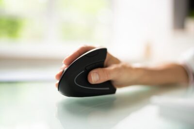 Mouse ergonômico: descubra os benefícios antes de investir