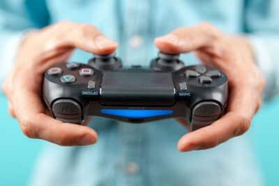 Xbox Series X vs. PlayStation 4: A revolução da nova geração justifica a mudança?