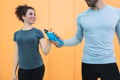 Camisetas fitness essenciais para treinar com conforto e estilo