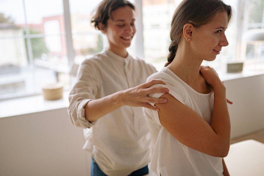 Imagen de Pistola de Massagem: Benefícios, Como Usar e Cuidados Essenciais