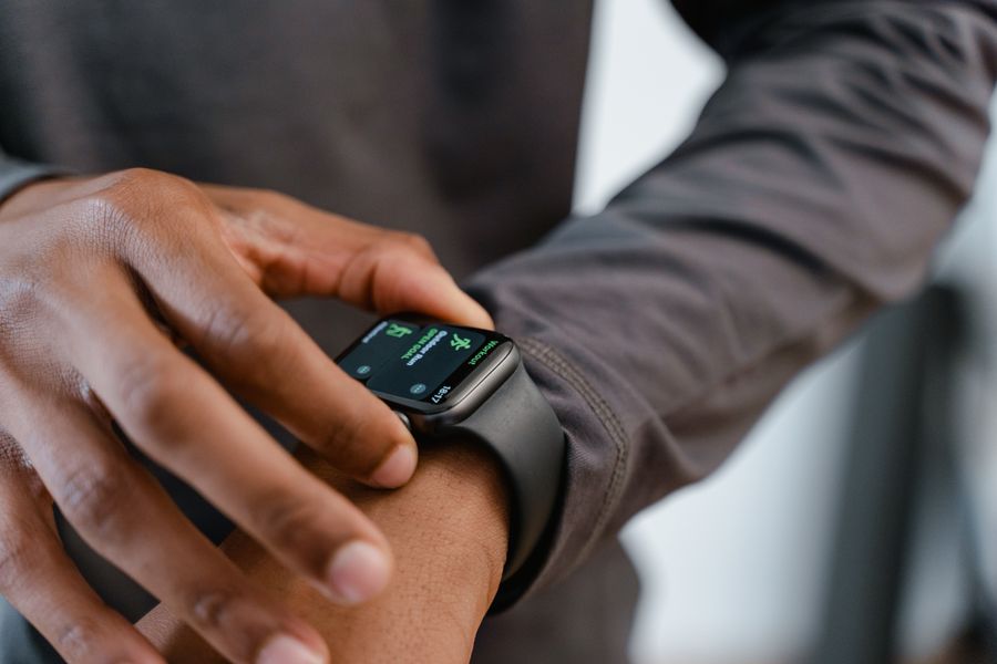 Imagen de Diferenças entre smartwatch e smartband: qual escolher?