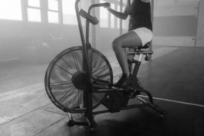 Melhores bikes de spinning para treino em casa: guia completo